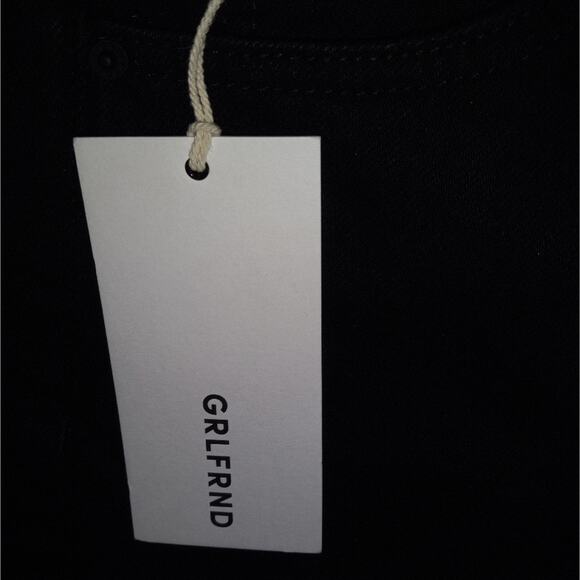 NWT GRLFRND "Zoey" Double Buckle Ankle Fray Black Jeans Size 26 - Picture 3 of 4